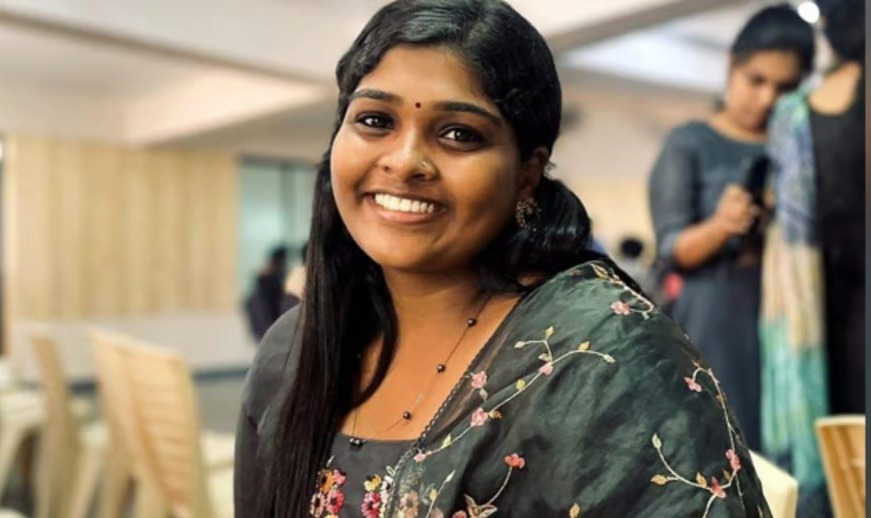 എസ്എഫ്ഐ കൊല്ലം ജില്ലാ കമ്മിറ്റി അംഗം വാഹനാപകടത്തിൽ മരിച്ചു എസ്എഫ്ഐ കൊല്ലം ജില്ലാ കമ്മിറ്റി അംഗം വാഹനാപകടത്തിൽ മരിച്ചു