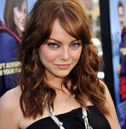 emma stone hairstyles. pictures emma stone haircut.