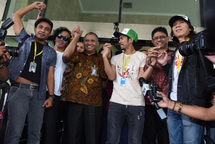 12 Alasan Kenapa Slank Adalah Band Rock Indonesia Yang 