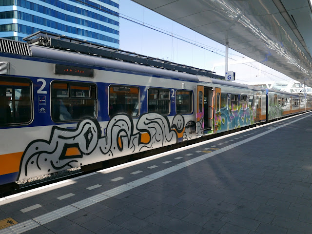 Trein met graffiti, station Arnhem