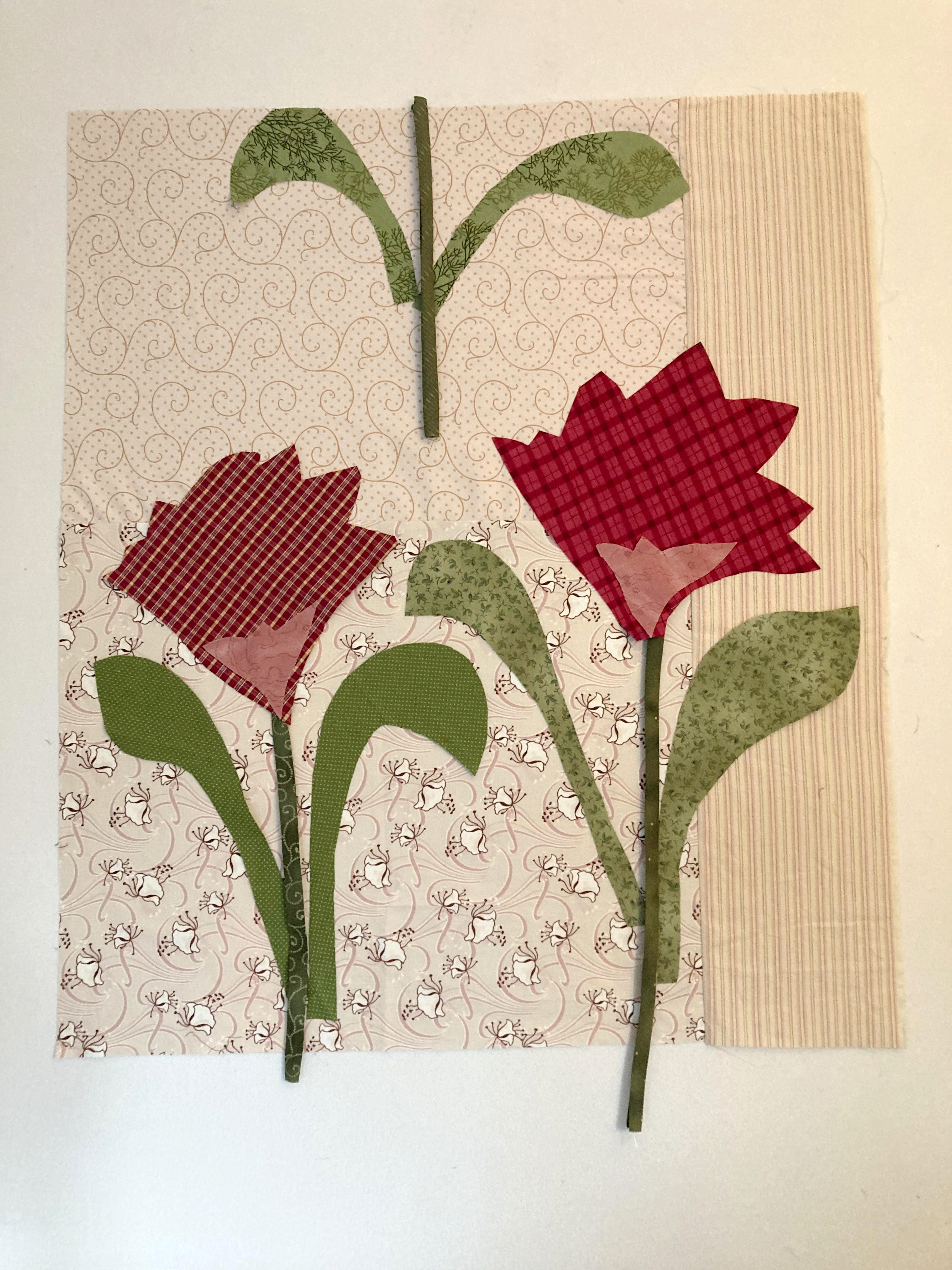 Quilty Folk: Bramble Blooms QAL--The Applique Centerpiece