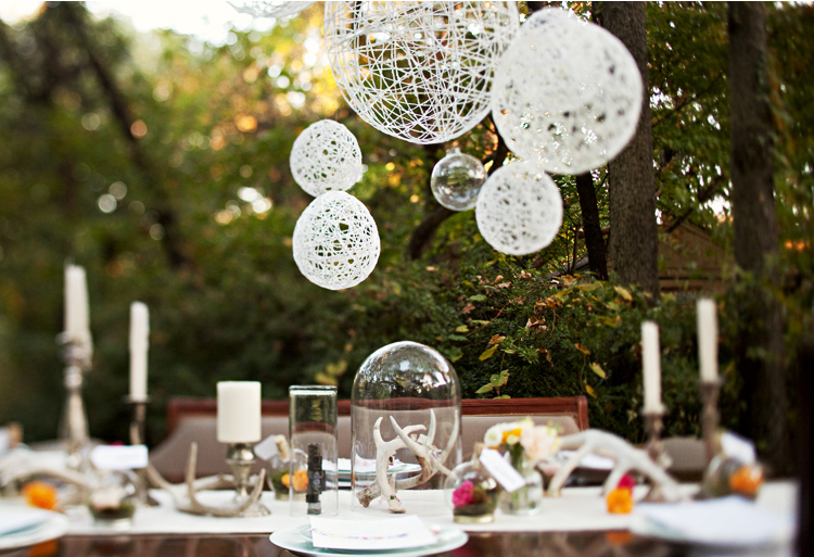 I think these string lanterns would be perfect for an outdoor wedding 
