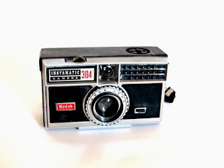 https://www.etsy.com/listing/171401671/vintage-camera-kodak-instamatic-304?ref=listing-shop-header-0