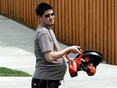 Many websites are reporting that Thomas Beatie The Pregnant Man is 