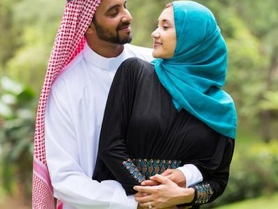 ما هي مميزات البنت القصيرة في العلاقة الزوجية؟