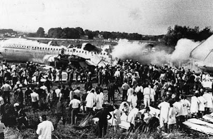 Como desobedeci comissário de bordo e me tornei o único passageiro a sobreviver a desastre de avião