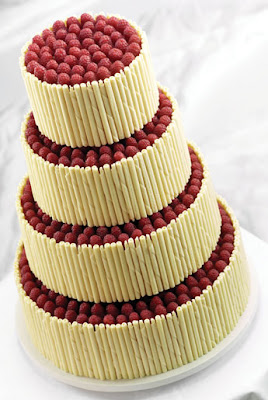 vanilla wedding cake pict