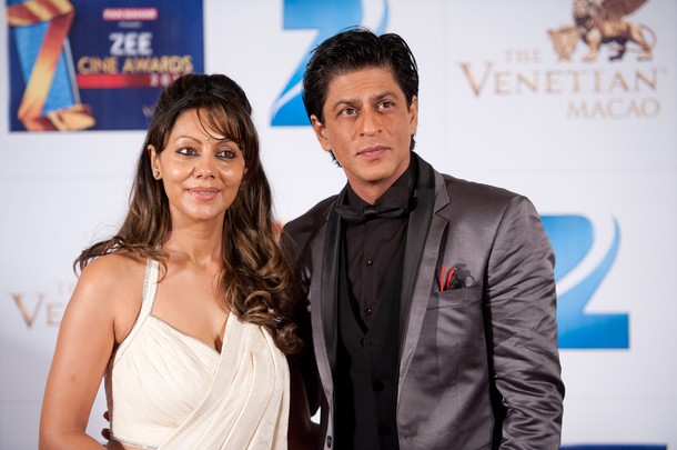 SRK amp Gauri Khan at Zee Awards wallpapers