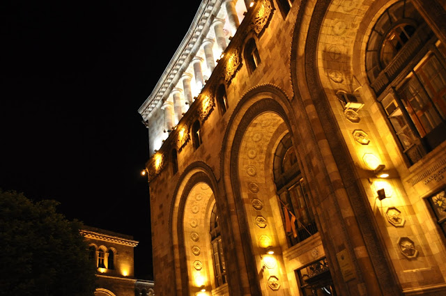 Beautiful Night Photos of Yerevan Armenia