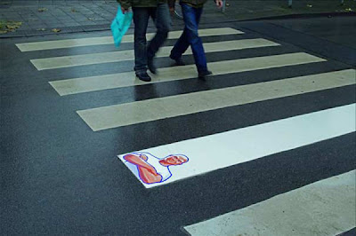 Awesome Street Advertising Seen On www.dil-ki-dunya.tk