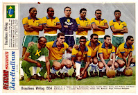 SELECCIÓN DE BRASIL - Temporada 1953-54 - Djalma Santos, Brandaosinho, Castilho, Nilton Santos, Pinheiro y Bauer; Mario Américo (masajista), Julinho, Didi, Baltazar, Pingo y Francisco Rodríguez - BRASIL 5 (Baltazar, Didi, Pinga 2, Julinho) MÉXICO 0 - 16/06/1954 - Mundial de Suiza 1954, fase de grupos - Ginebra, Suiza, Stade des Charmilles