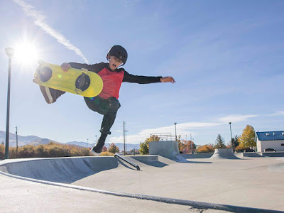 Morf Board, This Skateboard Deck Can Transform Into Kick Scooter, Balance Board, Bouncing Platform