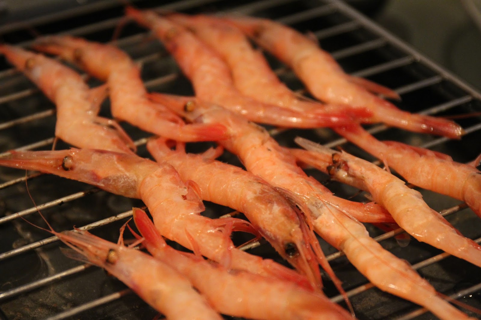 これは意外 焼くだけ簡単 刺身用の甘海老で作る 焼き甘海老 がウマすぎる イクメンライフハッカー