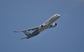 Gambar Pesawat Airbus A350 06