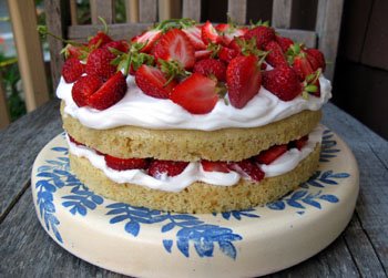 strawberry cornmeal cake