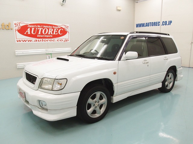 19556A1N8 2001 Subaru Forester S/TB 4WD for South Africa to Durban