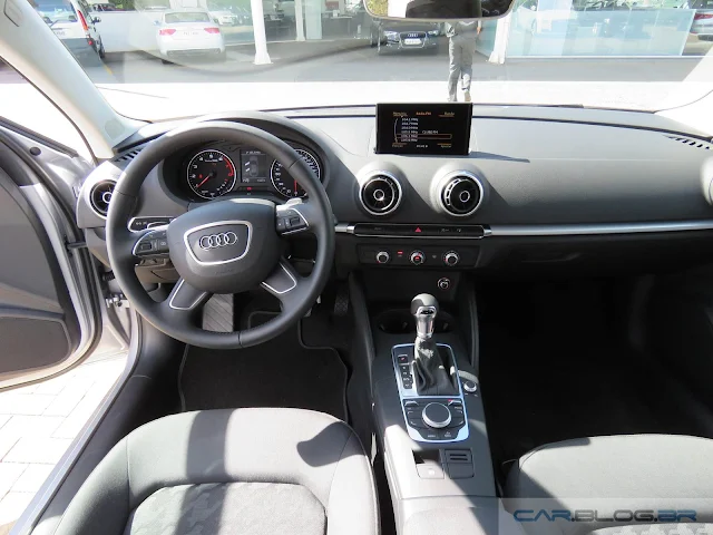 Audi A3 Sedan Flex - 2016 - interior