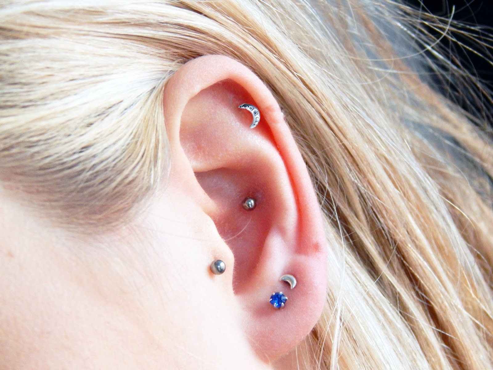 Pretty Ears - from the Body Jewellery Shop *  Juliette Stephenson - UK  Fashion and Beauty Blog