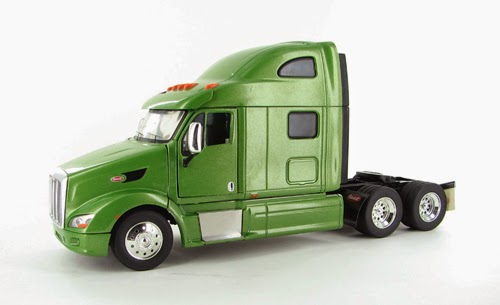 http://www.3000toys.com/Tonkin-Replicas-Peterbilt-587/sku/TONKIN3019SG