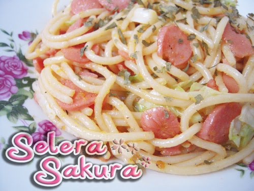 Spaghetti Goreng Dengan Jus Lemon - Selera Sakura