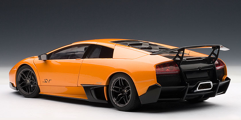 AUTOart Lamborghini Murcielago LP6704 SV