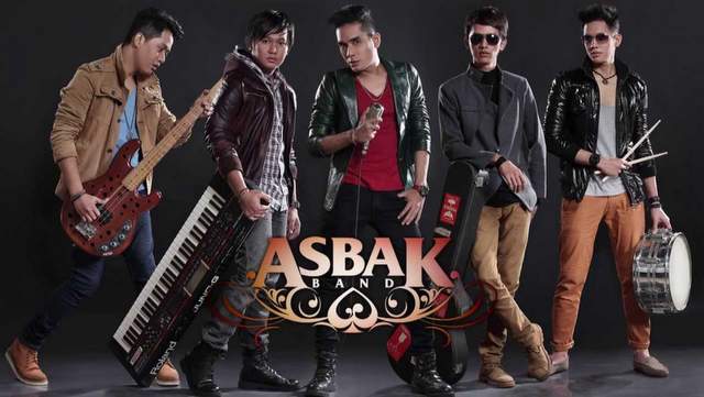 Lirik Lagu Asbak Band - Mencoba Yang Lain