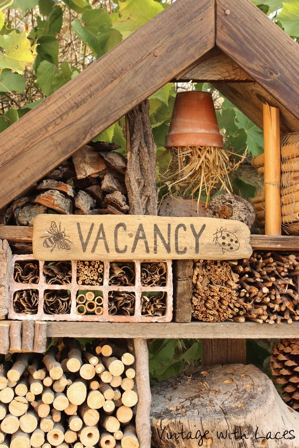 Vintage with Laces: Insect Hotel - Now Open