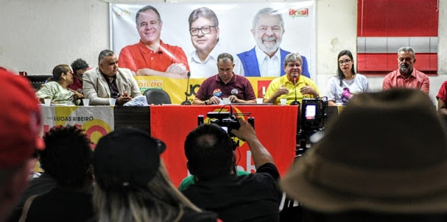 PCdoB reúne militância e reafirma apoio integral a João, Pollyanna e Lula