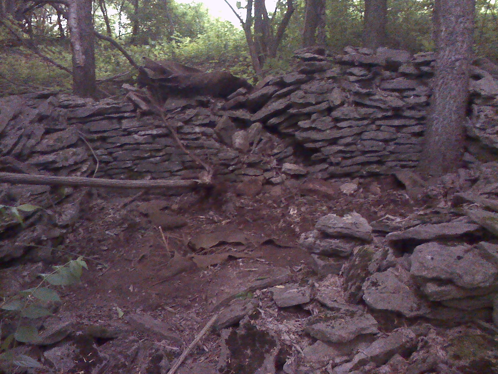 Rock Piles Mound And Wall Site In Frankfort KY