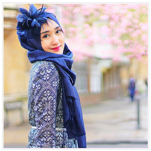 Gambar Model  Baju  Muslim  Songket Elegan  untuk Wanita