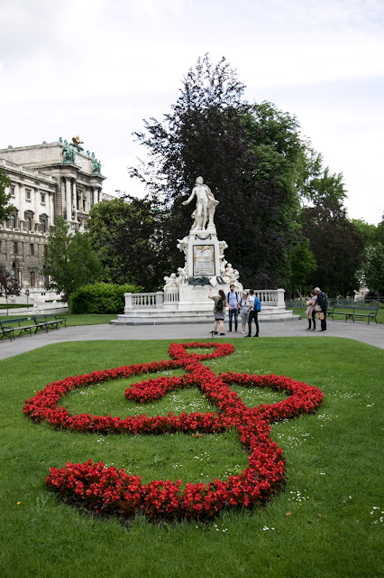 Statua di Mozart-Burggarten-Vienna