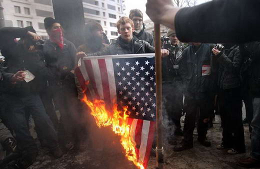 [Image: american-flag-burning-supreme-court-1352...large.jpeg]