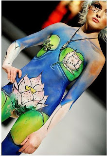 Body Painting Pictures in a Fashion Show