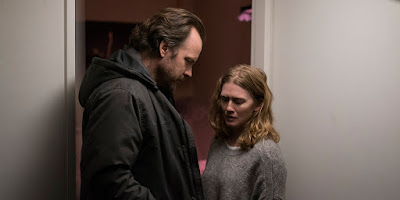 The Lie 2018 Mireille Enos Peter Sarsgaard Image 2