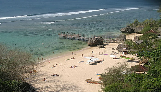 Menikmati Keindahan Pantai Labuan Sait Di Pulau Bali  