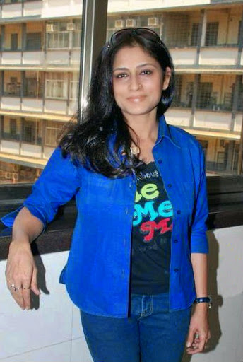 Roopa-Ganguly-Hot-Bikini-Image