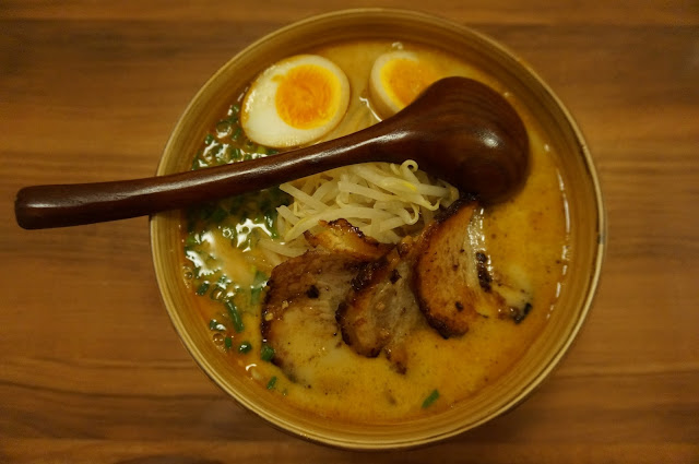 Bowl of ramen from Ramen Sen no Kaze in Kyoto consisting of chashu (pork slices), boiled egg, and bean sprouts