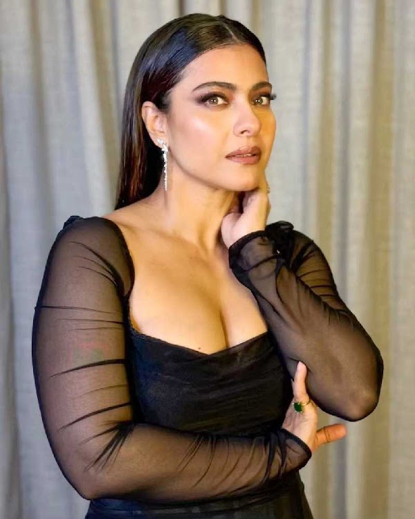 kajol cleavage big breast bollywood actress