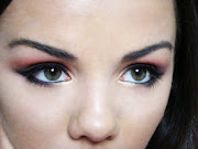 This is a new twist on the usual cool toned smokey eyes.