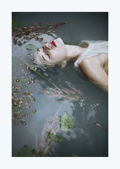 Romantically feminine and ethereal fashion photography from Monia Merlo - found on Hello Lovely Studio