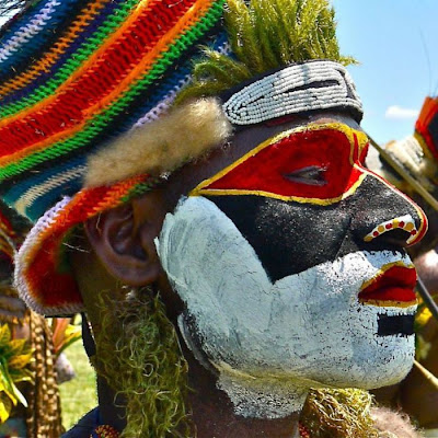 Modern Life Of Papuans Seen On www.coolpicturegallery.us