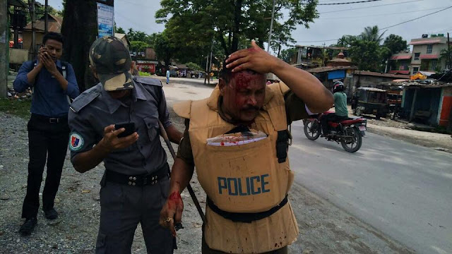 West Bengal: Gorkhaland activists clash with police near Bhutan border