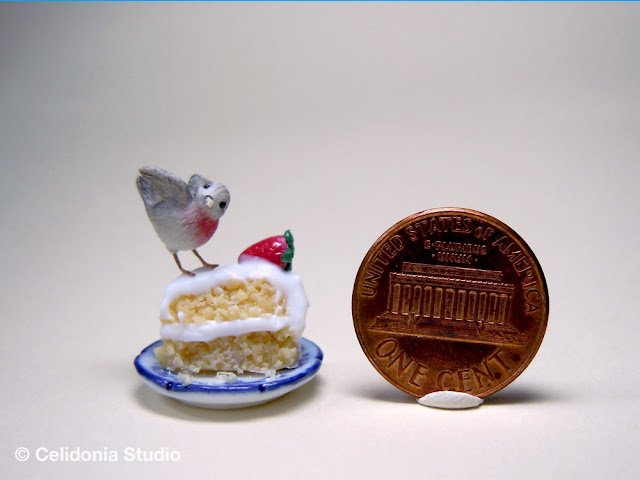 miniature robin by celidonia