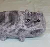 http://www.ravelry.com/patterns/library/pusheen-the-cat