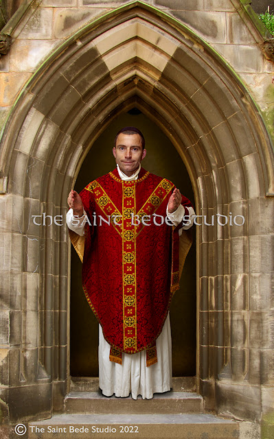 Red Gothic vestments