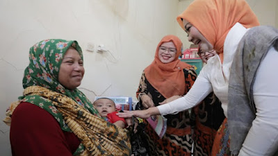 Sarling Jabar , Atalia Praratya Apresiasi Program Rapot Keluarga Posyandu Edelweiss di Bekasi 