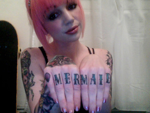 Knuckle Tattoos