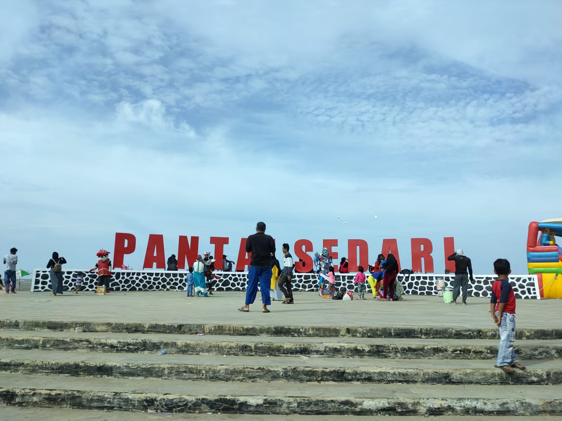 pantai-sedari-karawang