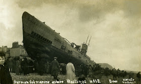 Submarino alemán U-118 varado en la costa de Inglaterra en 1919