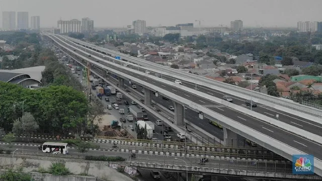 Belum Sebulan, Tol Japek II 'Jadi Saksi' Kecelakaan Beruntun